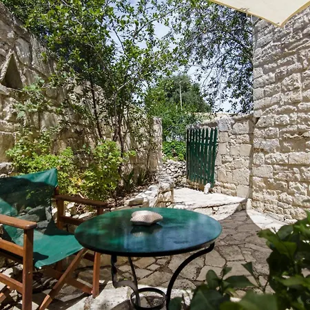 Adamantia Newly Built A4